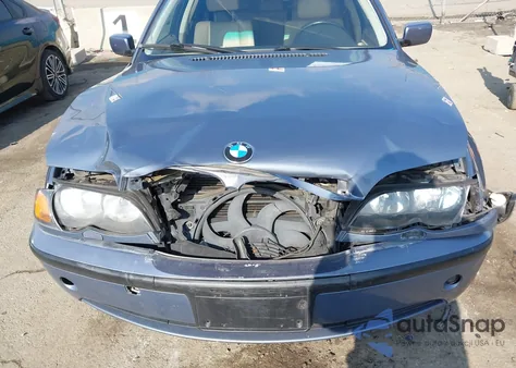 2004 BMW 325I из США, поврежденный, VIN WBAAZ33484KP86423